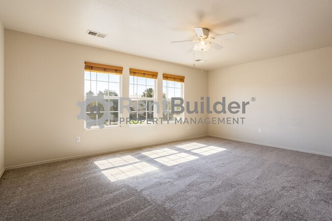 Building Photo - ***Lease Pending*** Please apply at your o...