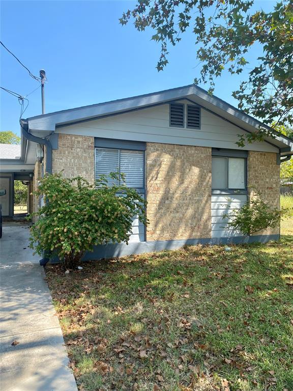 Primary Photo - 400 Swanee Dr