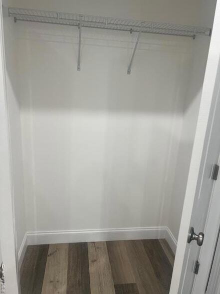 Building Photo - 5720a Old Sunrise Hwy