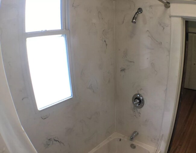 Building Photo - 4524 Beach Ct