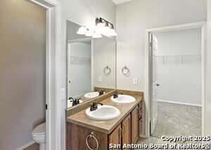 Building Photo - 2024 N Ranch Estates Blvd