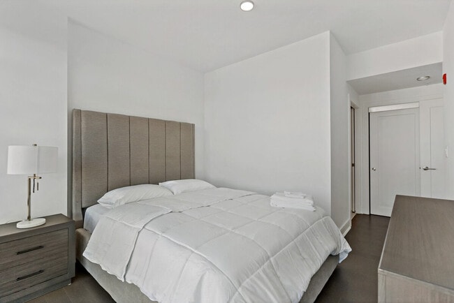 Building Photo - 2007 Vermont Ave NW