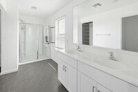 Building Photo - 6815 W Encinas Ln