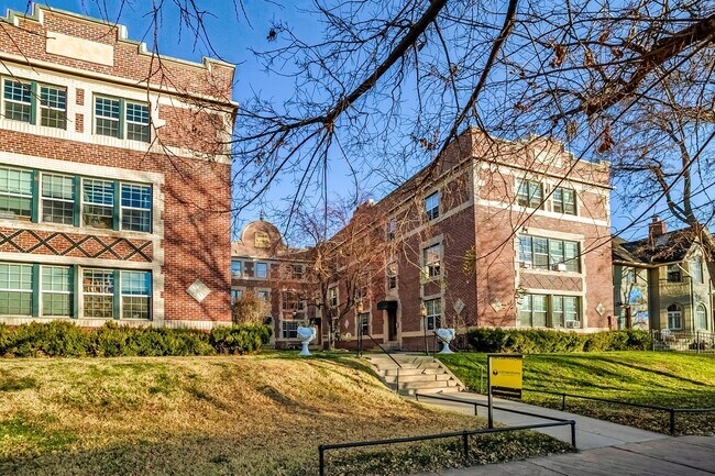 Building Photo - Kenilworth Court