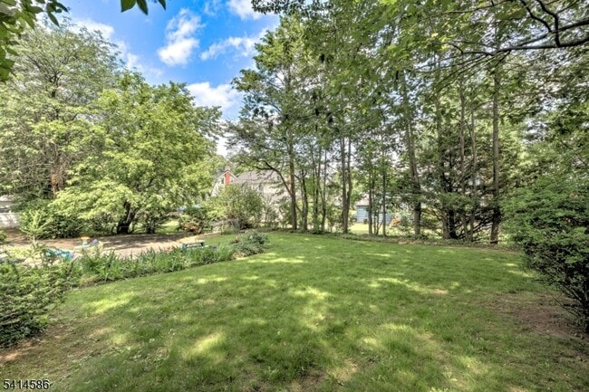 Building Photo - 548 Hartford Ct