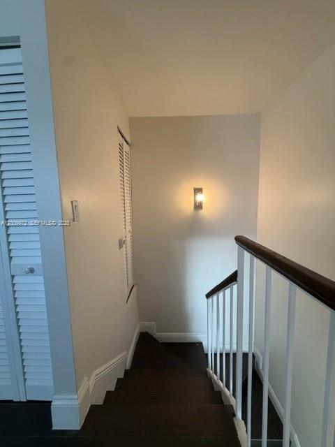 Building Photo - 4590 SW 68th Ct Cir
