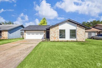 Building Photo - 6411 Sandshof Dr