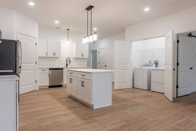 Building Photo - 54 Santo Domingo Dr
