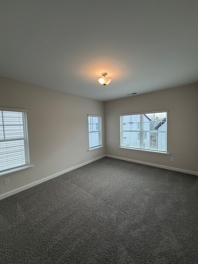 Building Photo - BRAND NEW TOWNHOMES AVALIABLE NOW