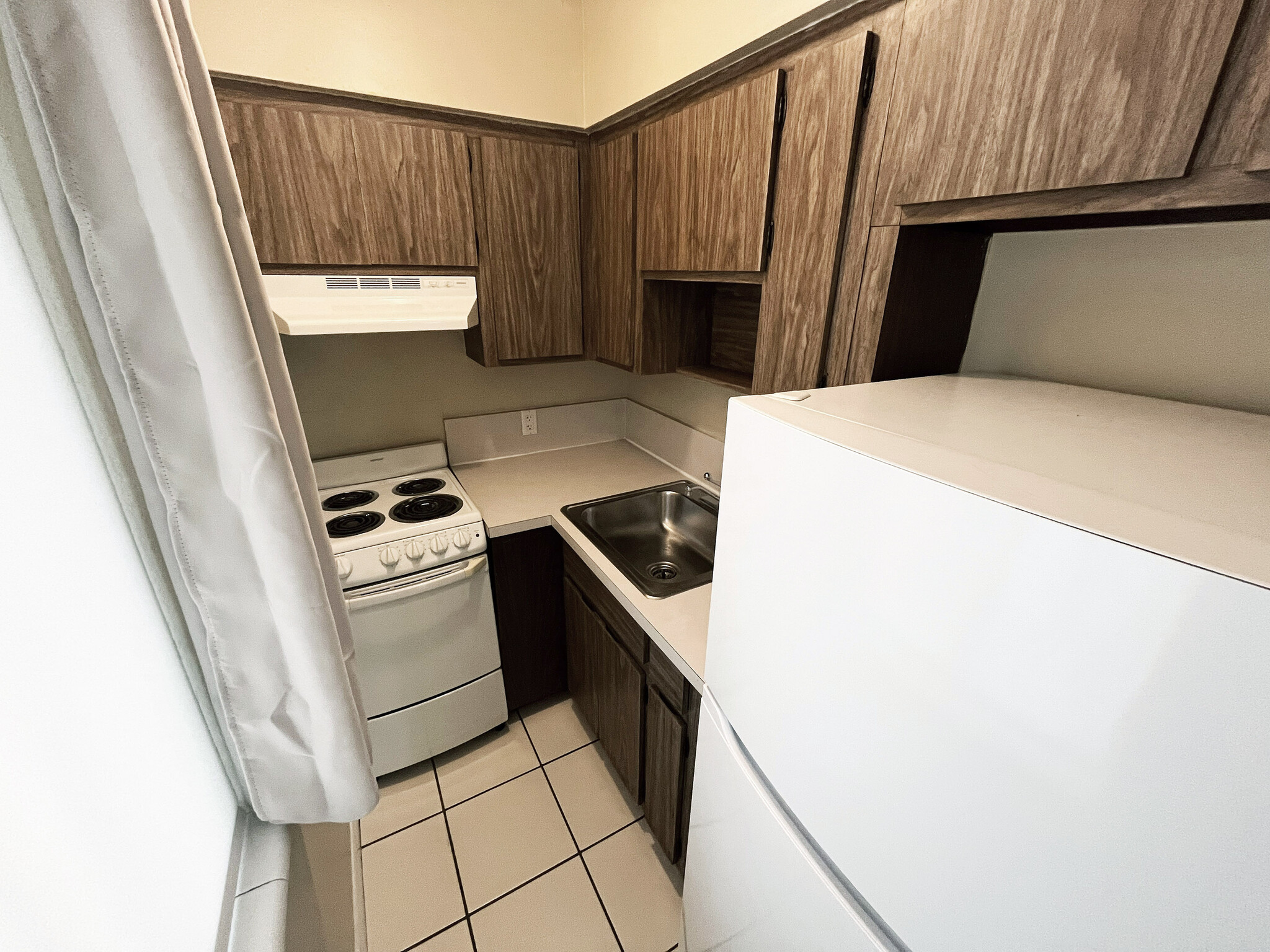 Kitchen - 419 Ocean Ave