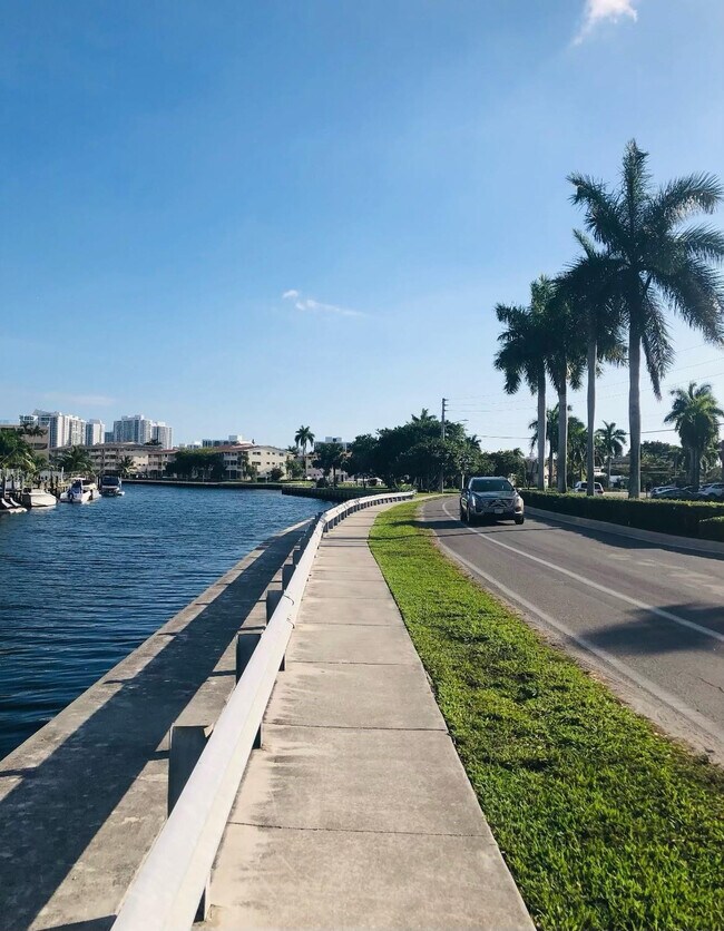 Building Photo - 500 Layne Blvd