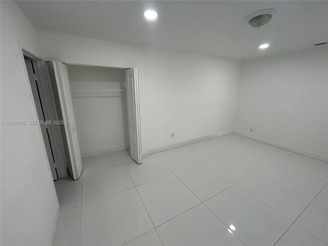 Building Photo - 551 NW 41st St