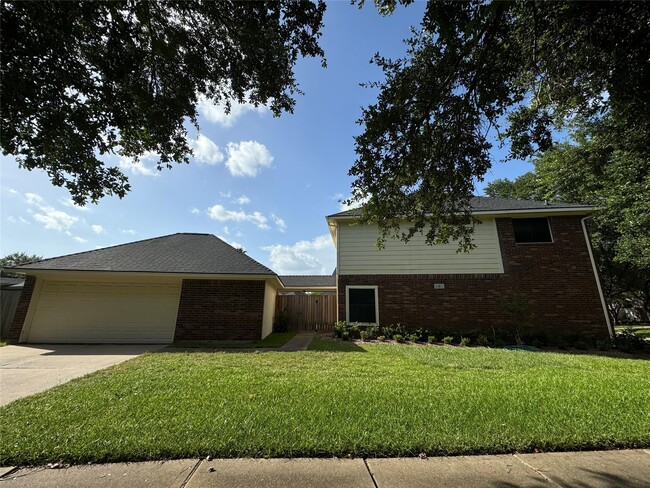 Building Photo - 1818 Maidenhair Ln