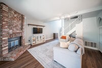 Building Photo - 1808 Cottonwood Ave