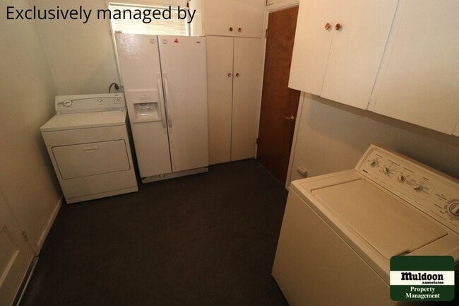 Building Photo - Main Level Living, Close to Ft Carson. 1  ...