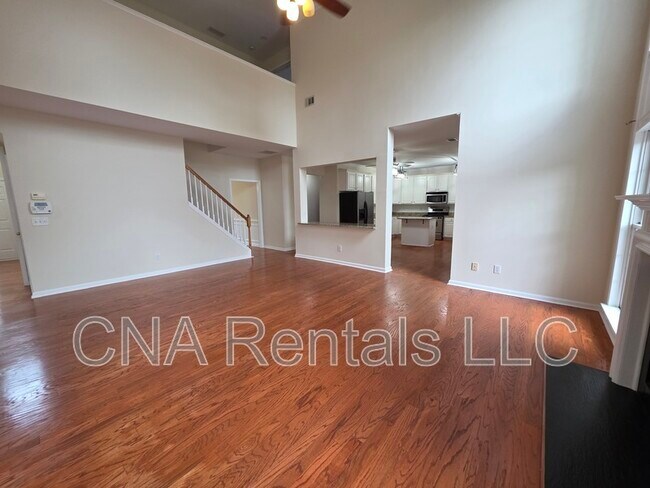 Building Photo - 1713 Paramore Pl NE