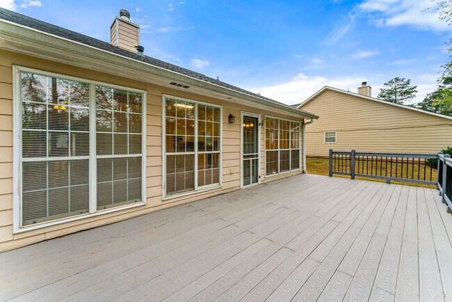 Building Photo - 750 Arbour Glenn Ct NW