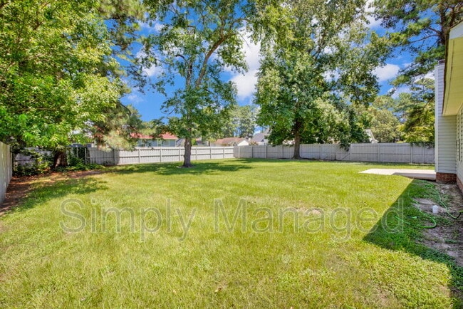 Building Photo - 104 Stockade Ct