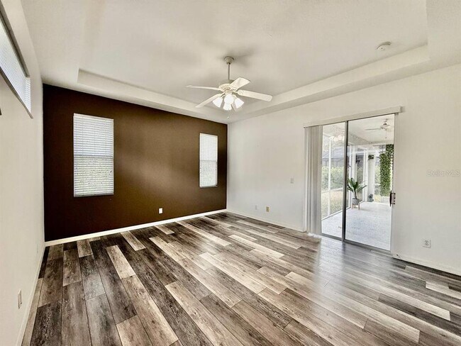 Building Photo - 10226 Evergreen Hill Dr