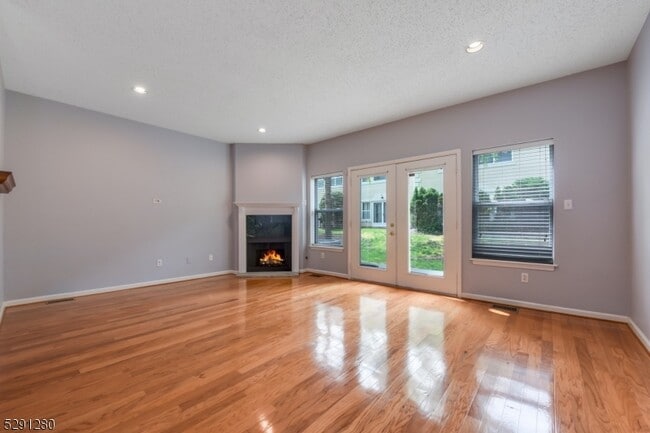 Building Photo - 8708 Brittany Dr