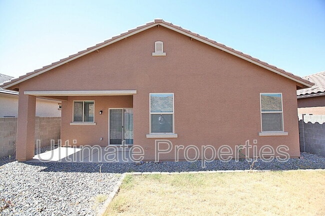 Building Photo - 11538 W Redfield Rd