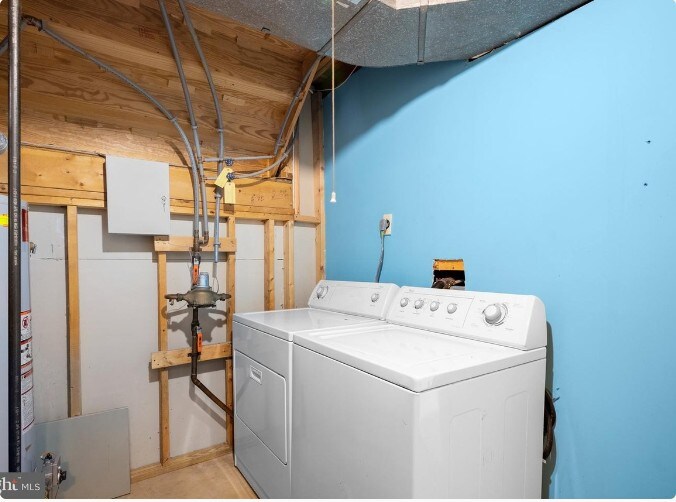 Building Photo - 907 Lake Overlook Dr