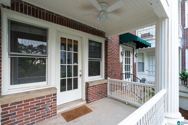 Building Photo - 3809 12th Ct S