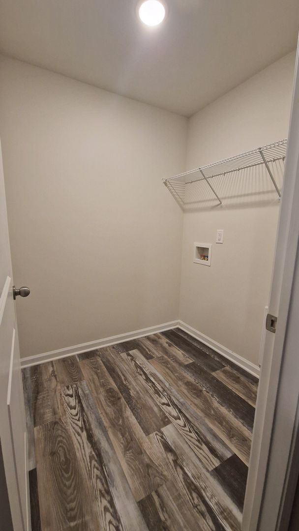 Building Photo - Brand New Duplex Townhome | 3 BR/2.5BA | 1-Car Garage | Near Downtown Mooresville