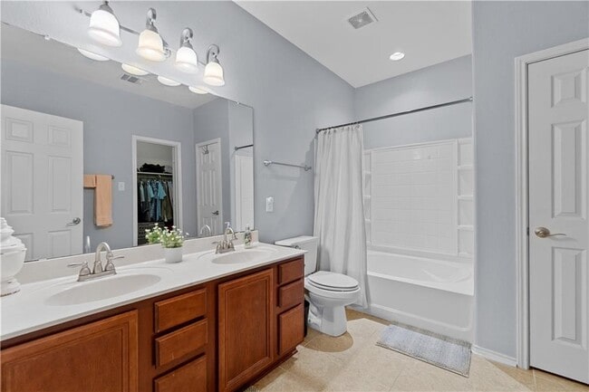 Building Photo - 554 Apricot Dr
