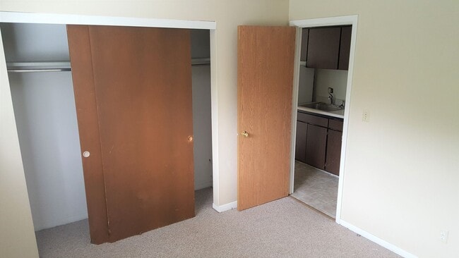 Building Photo - Coralville 1 Bedroom