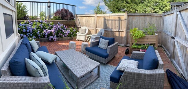 Building Photo - 21 Prospect St