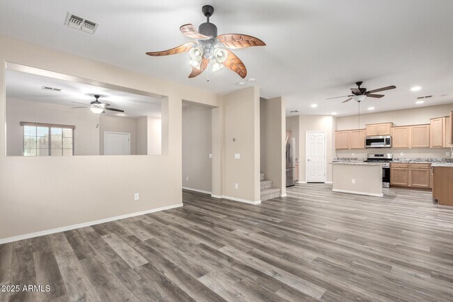 Building Photo - 111 N 193rd Dr