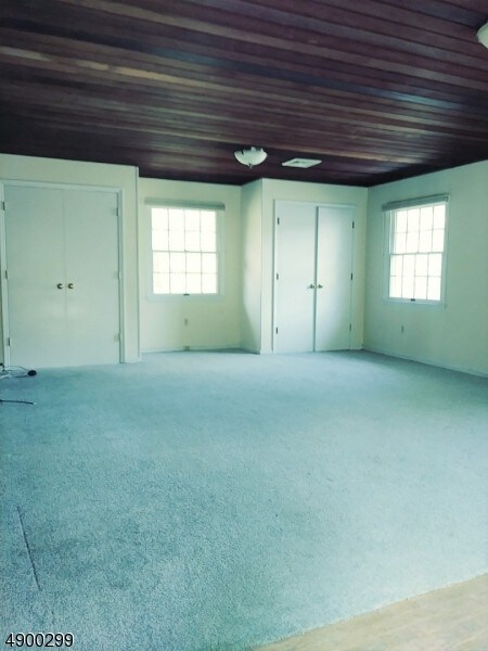 Building Photo - 245 Pompton Ave