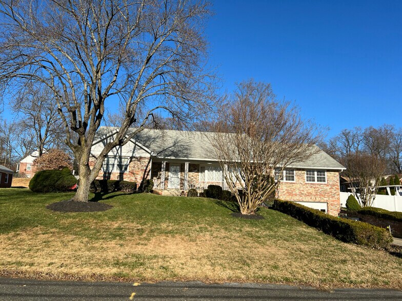 Primary Photo - 5415 Tolson Rd