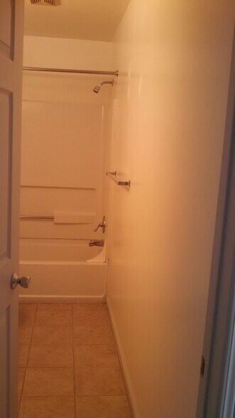 Loft 109 Bath - 224 E King St