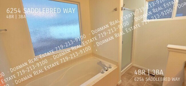 Building Photo - 6254 Saddlebred Way