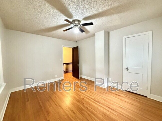 Building Photo - 5524 S Owasso Ave