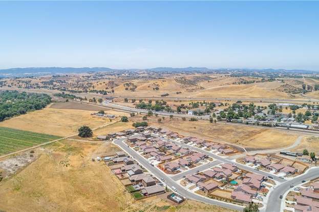 Building Photo - 655 Catala Wy