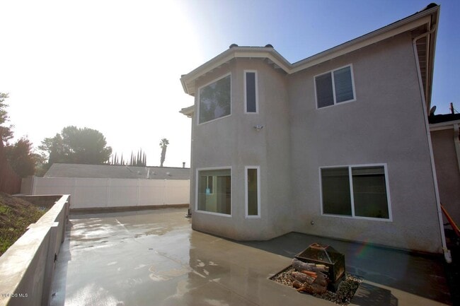 Building Photo - 526 Houston Dr
