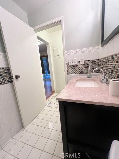 Building Photo - 2083 S Eileen Dr