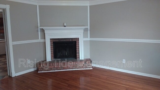 Building Photo - 422 Buckingham Cir