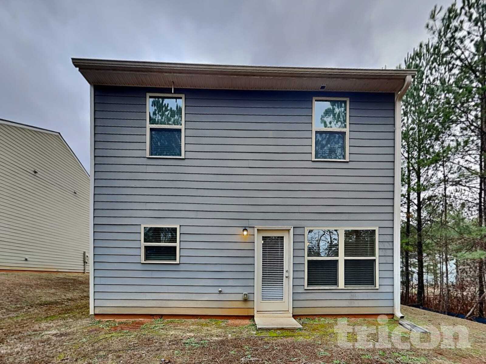 Building Photo - 3983 Sitka Dr