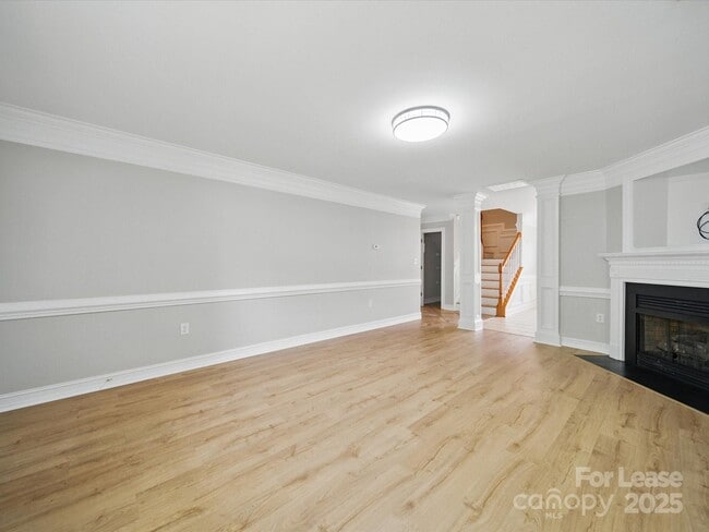 Building Photo - 5203 Grays Ridge Dr