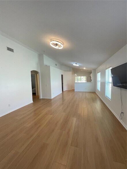 Building Photo - 5033 Prairie View Way