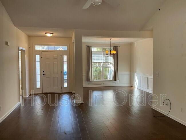 Building Photo - 46 Summer Meadow Rd