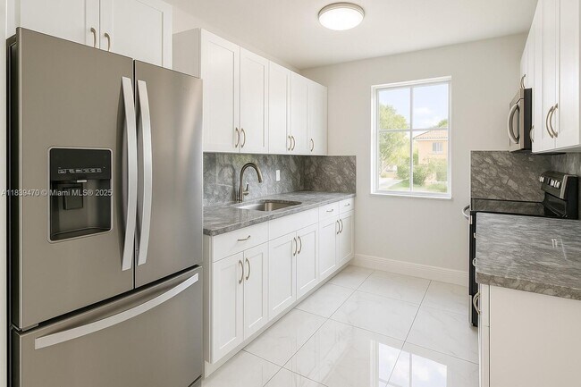 Building Photo - 15650 SW 80th St
