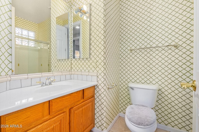 Building Photo - 1687 E Carob Dr