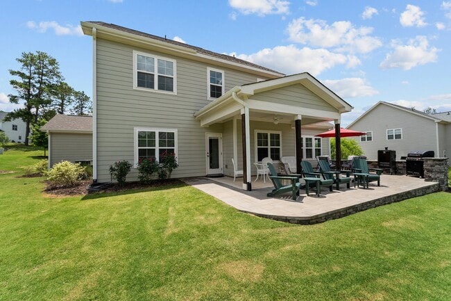 Building Photo - 130 Amelia Dr