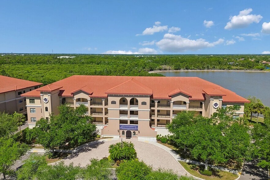 Building Photo - 7702 Lake Vista Ct