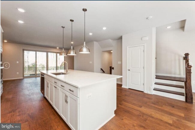 Building Photo - 1612 Field Sparrow Ter NE